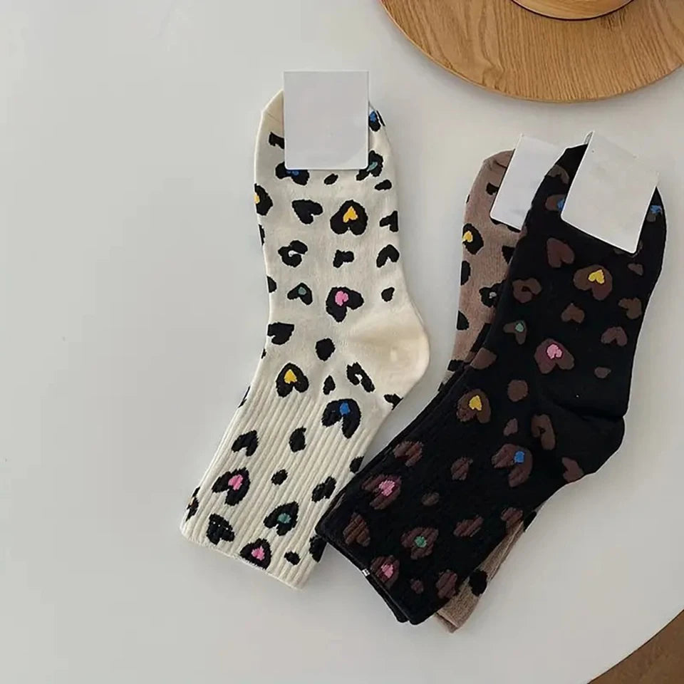 3 Pairs Women Leopard Print Mid Tube Socks Fashionable Cute Long Tube Socks That Soft Comfortable Breathable Casual Socks